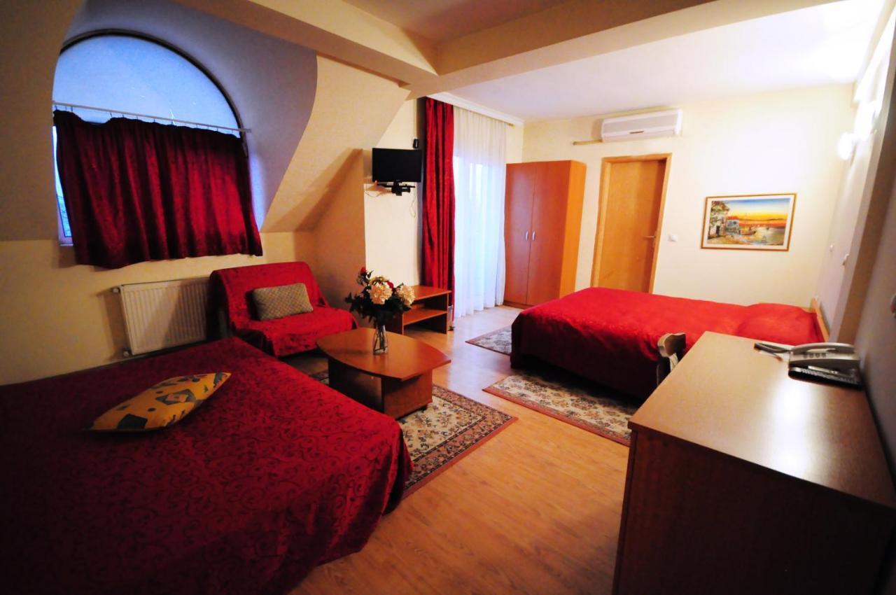 Vip Hotel Skopje - New Management Exteriör bild