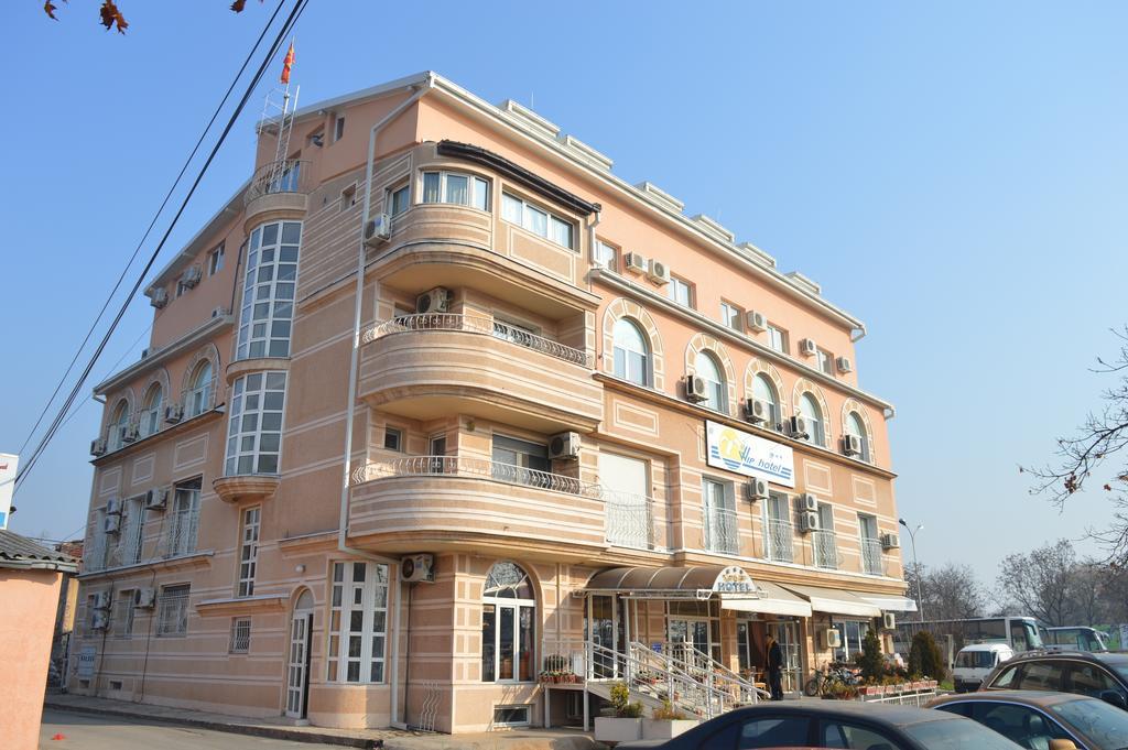 Vip Hotel Skopje - New Management Exteriör bild