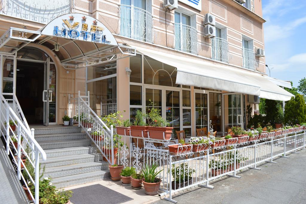 Vip Hotel Skopje - New Management Exteriör bild